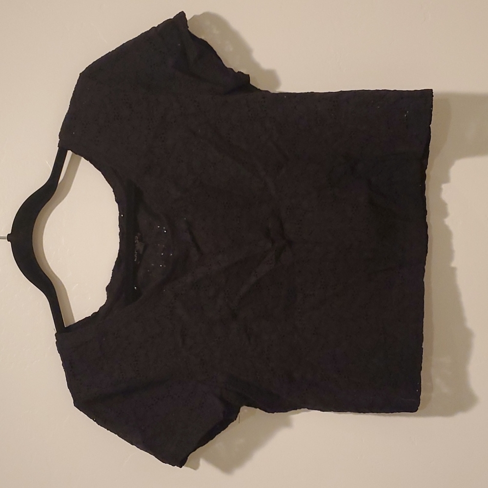 Black lace crop top